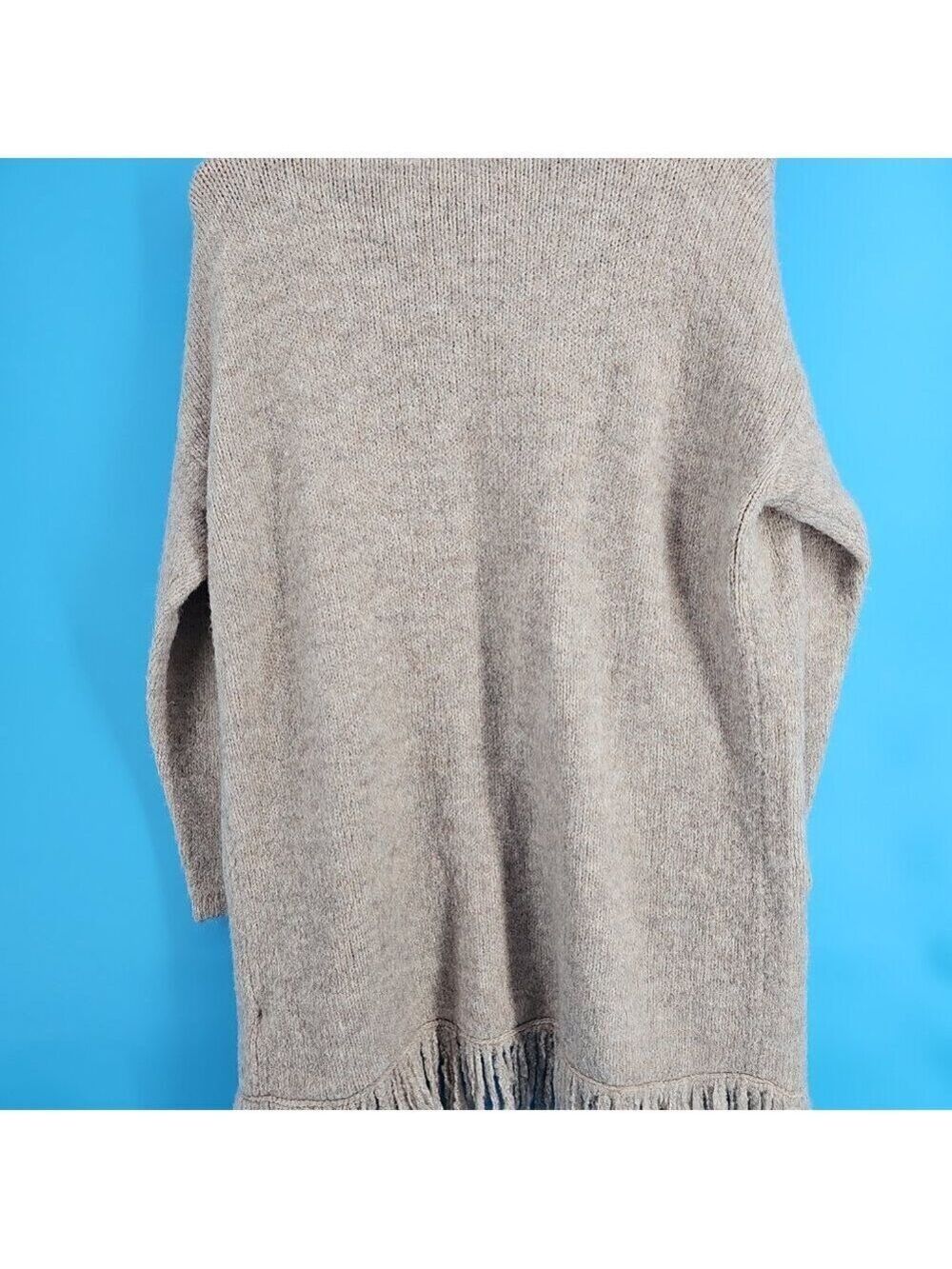 ✨ Debut Cozy Fringe Hem Cardigan – Size L ✨ - Picture 7 of 11